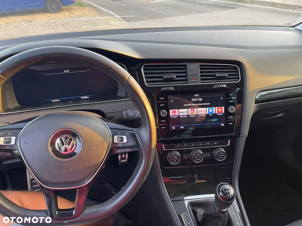 Volkswagen Golf 1.5 TSI BMT Evo Comfortline - 6