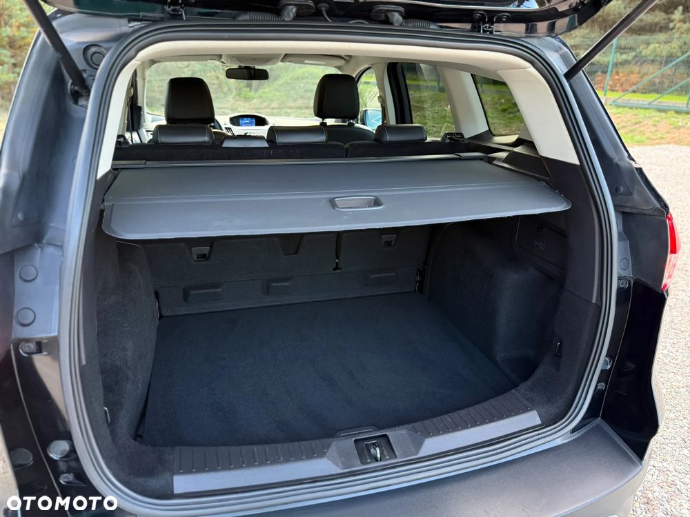Ford Kuga 2.0 TDCi 4x4 Titanium - 23