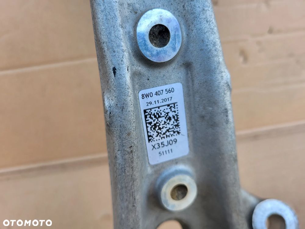 ZWROTNICA PRAWA AUDI A4 B9 A5 8W 8W0407560 - 6