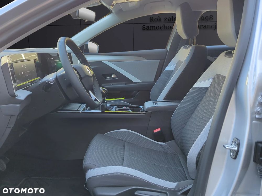 Opel Astra 1.2 T Elegance S&S - 15