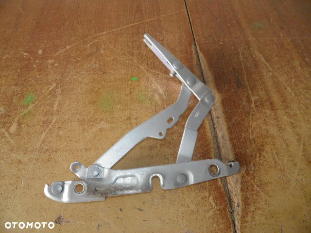 ZAWIAS TYLNEJ KLAPY AUDI A6 C6 PRAWY - 6