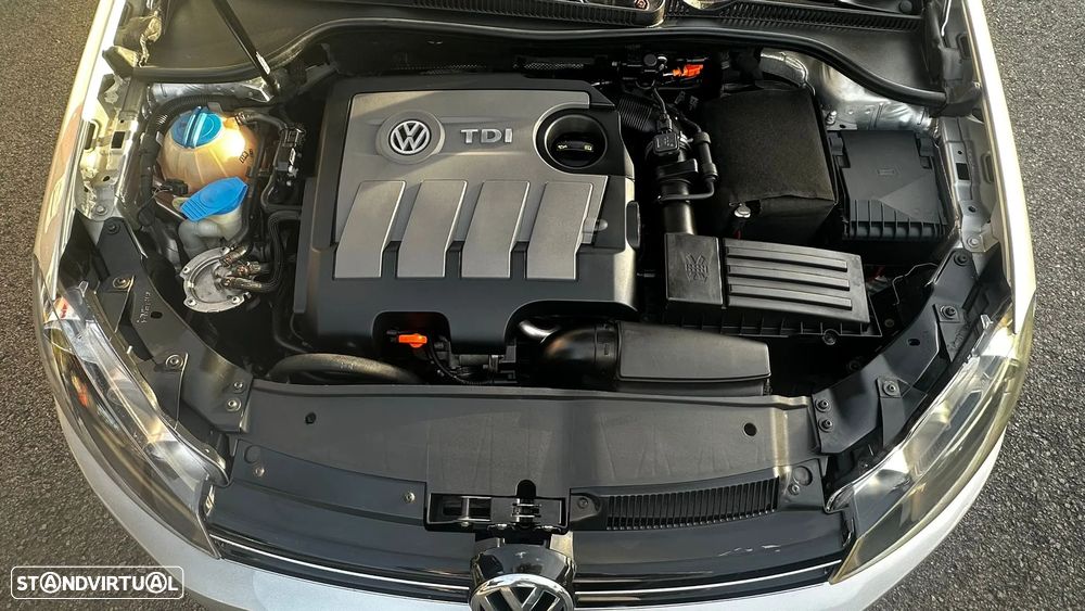 VW Golf 1.6 TDi DPF Comfortline - 23