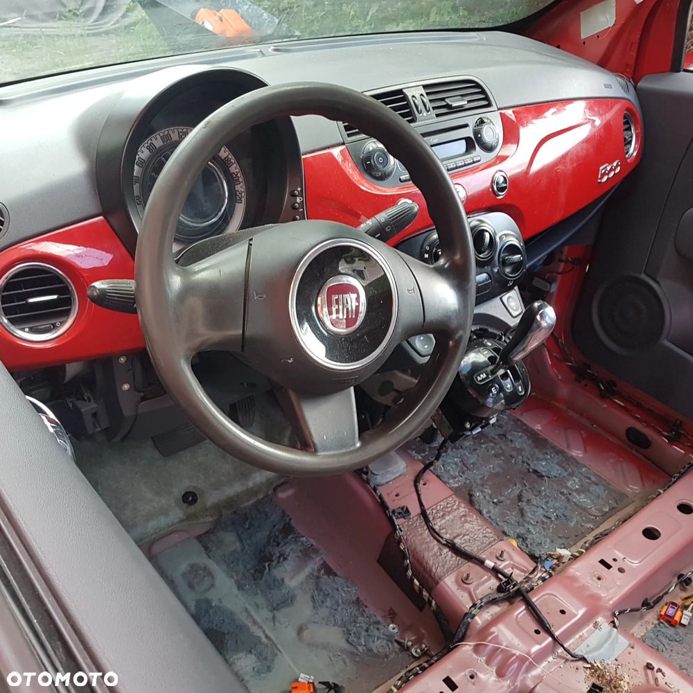 nakładka dekor z deska rozdzielcza czerwona fiat 500 przed lift DESKA ROZDZIELCZA KONSOLA KOKPIT EU FIAT 500 08-15 - 3