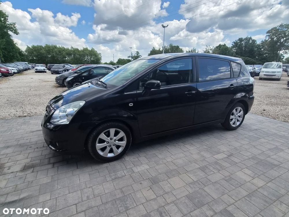 Toyota Corolla Verso 2.2 D-4D Prestige + - 5
