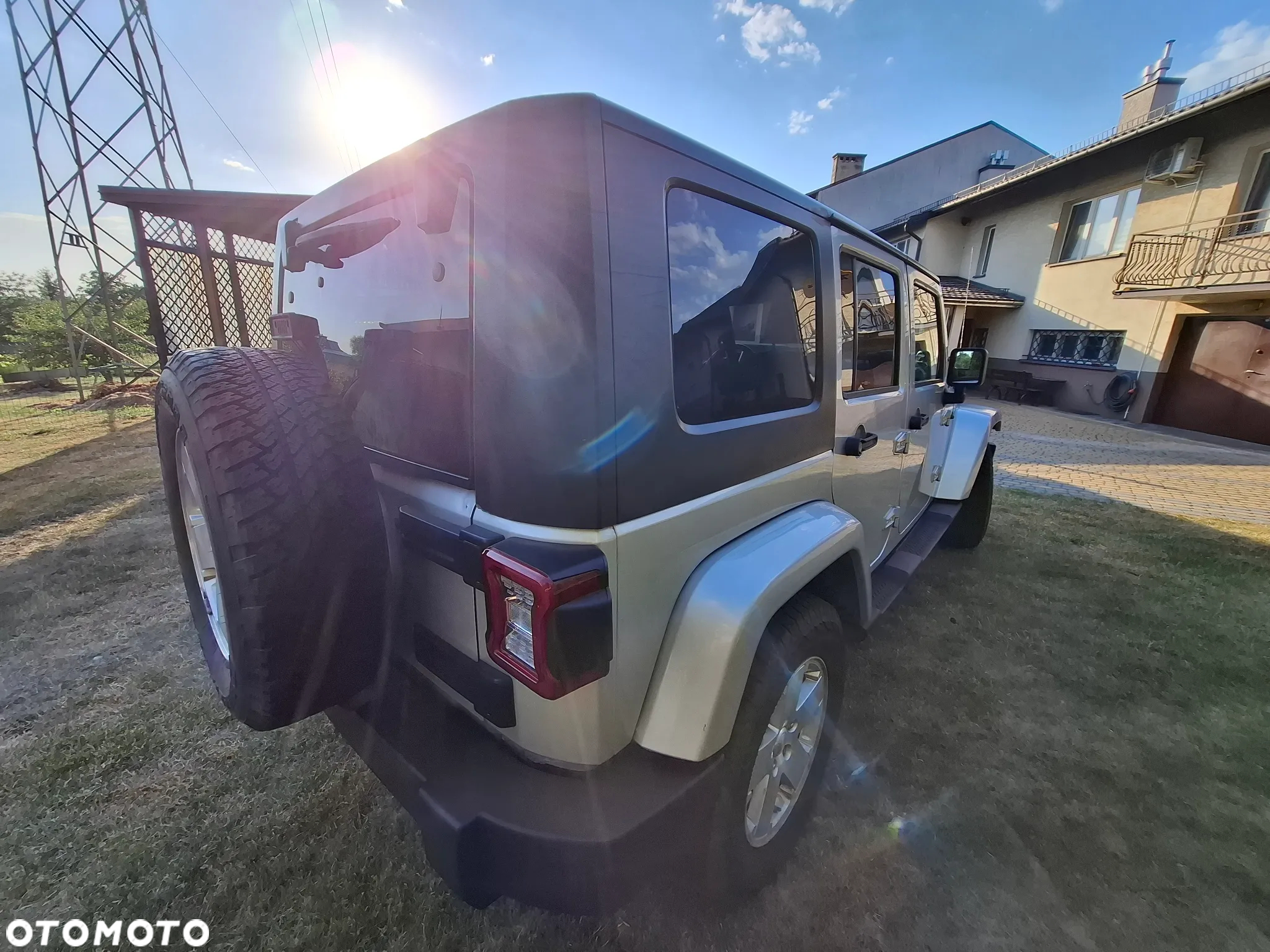 Jeep Wrangler - 12