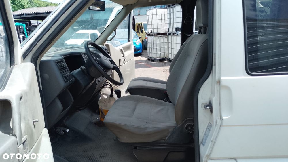 Tylko Części VW Transporter T4 1.9 TD ABL 68KM 50kW lakier R902 - 8
