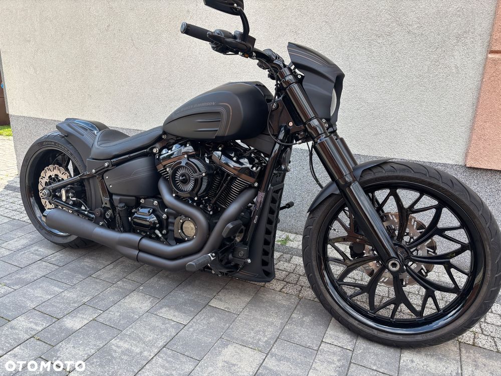 Harley-Davidson FXSB Breakout - 1