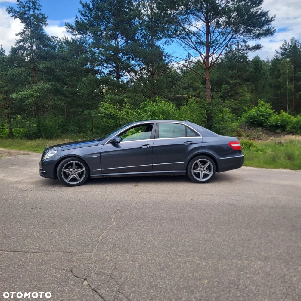 Mercedes-Benz Klasa E - 2