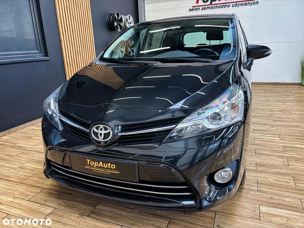 Toyota Verso 1.8 Prestige 7os - 10