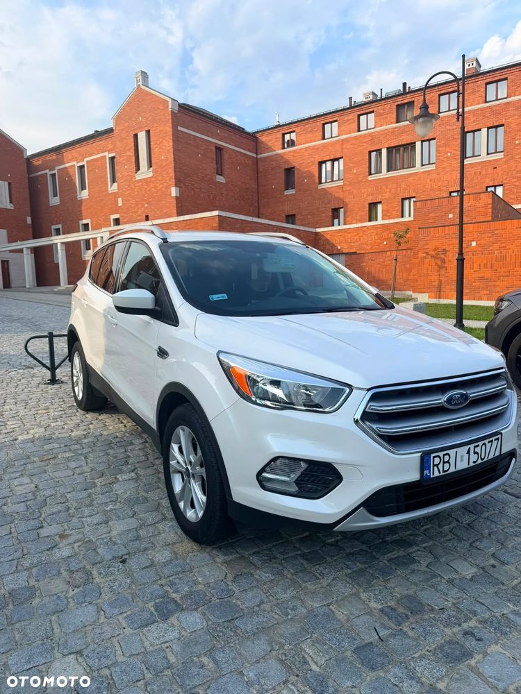 Ford Escape - 2