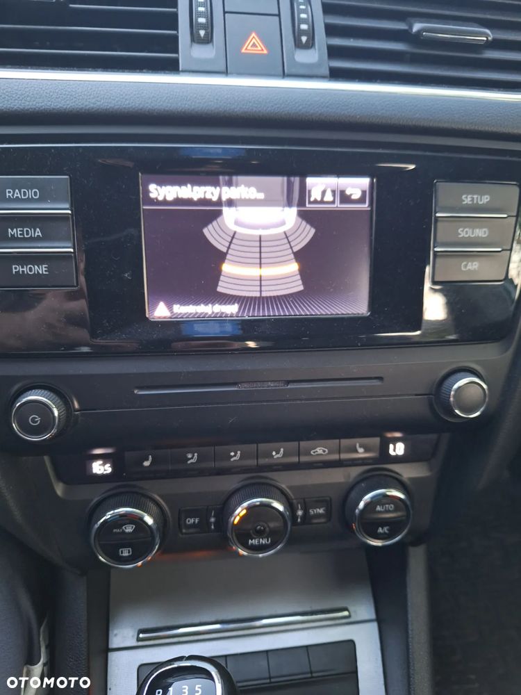 Skoda Octavia 2.0 TDI Style - 4