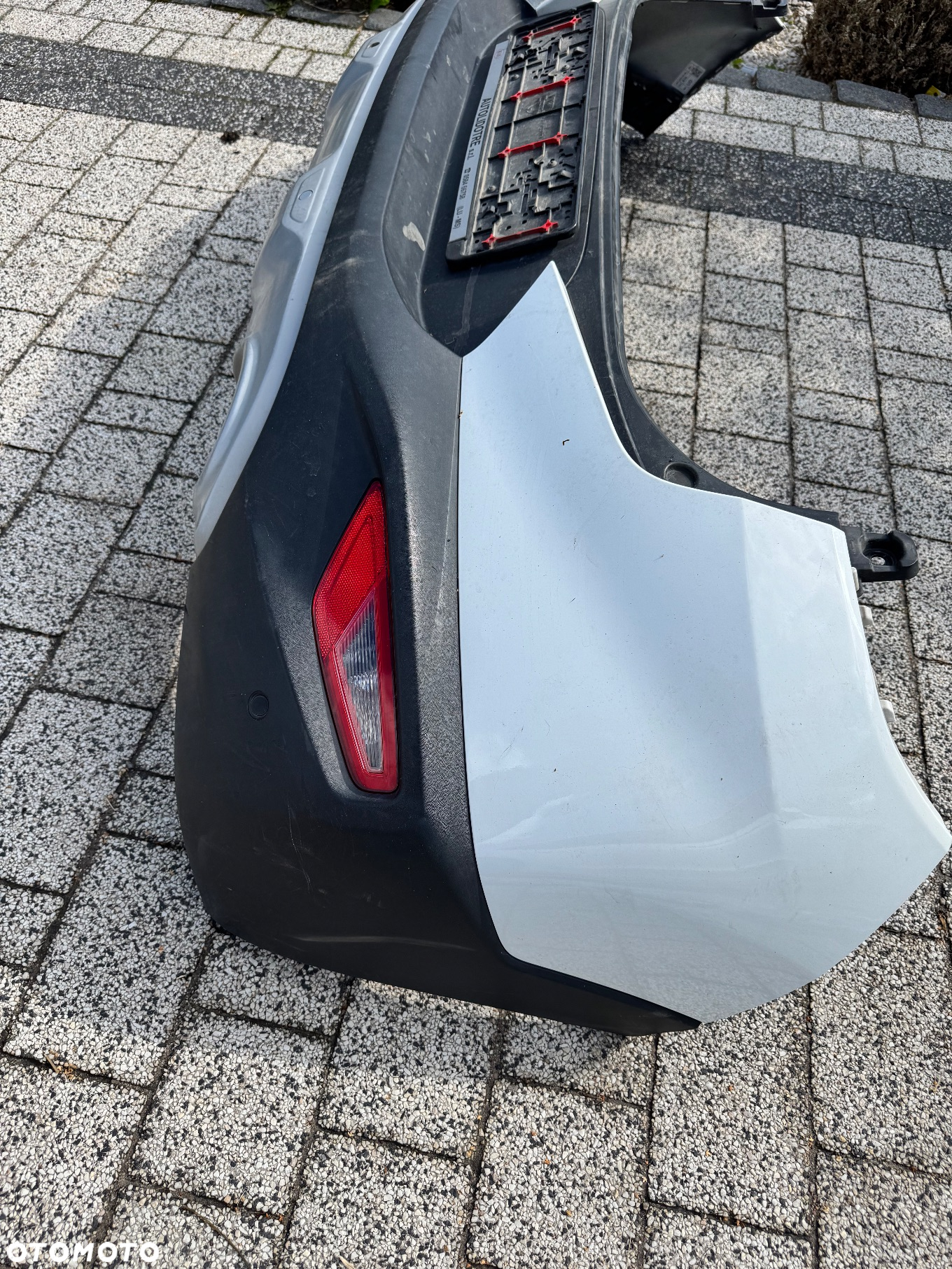 KIA STONIC ZDERZAK TYL TYLNY KOMPLETNY PDC - 11