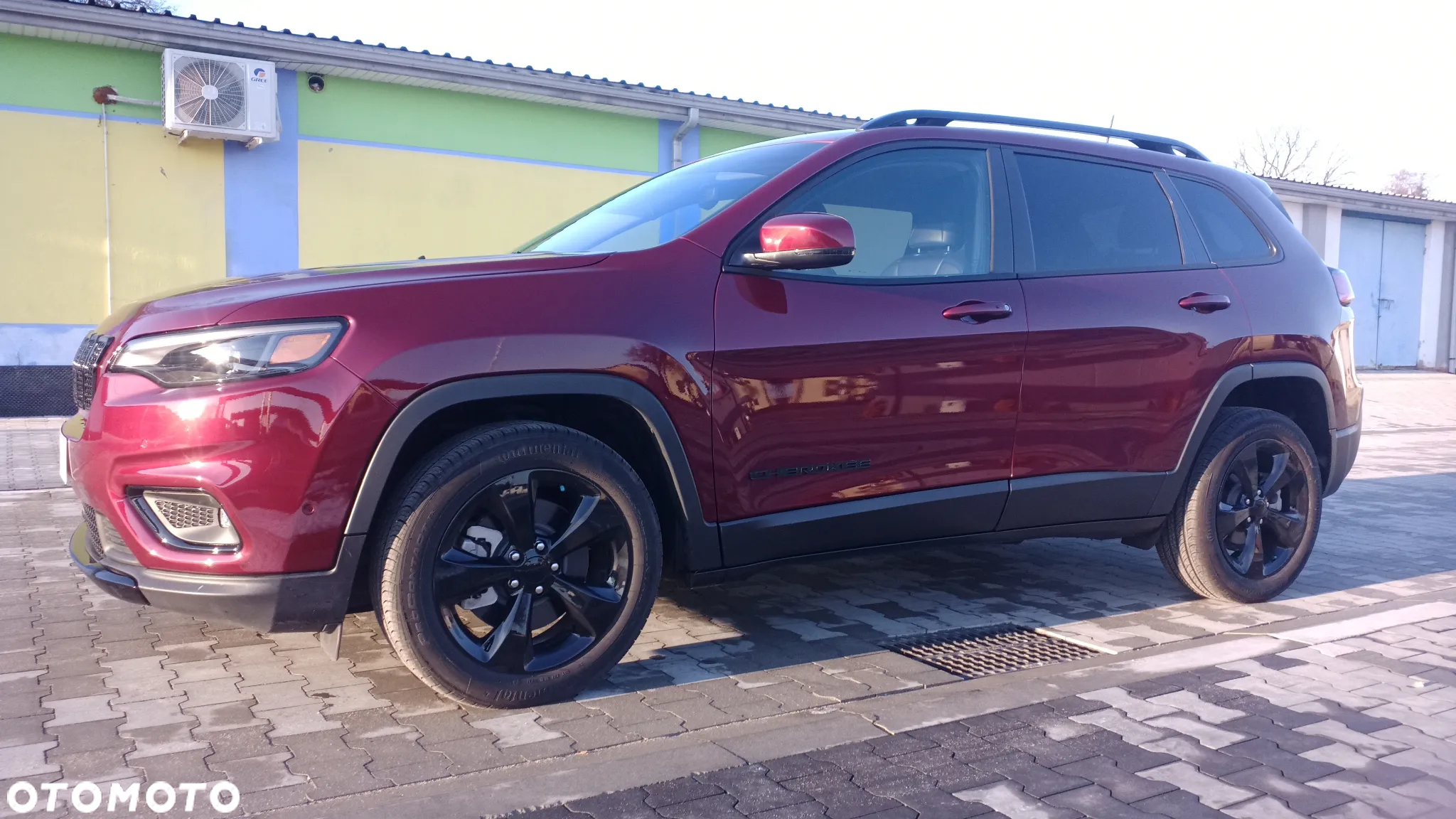 Jeep Cherokee - 9