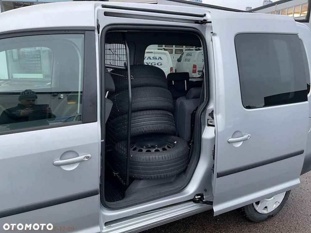 Volkswagen Caddy - 18