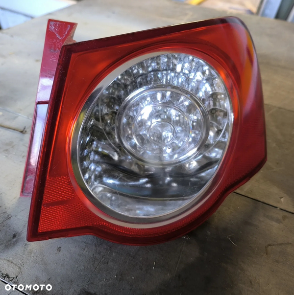 lampa prawy tył vw passat b6 sedan