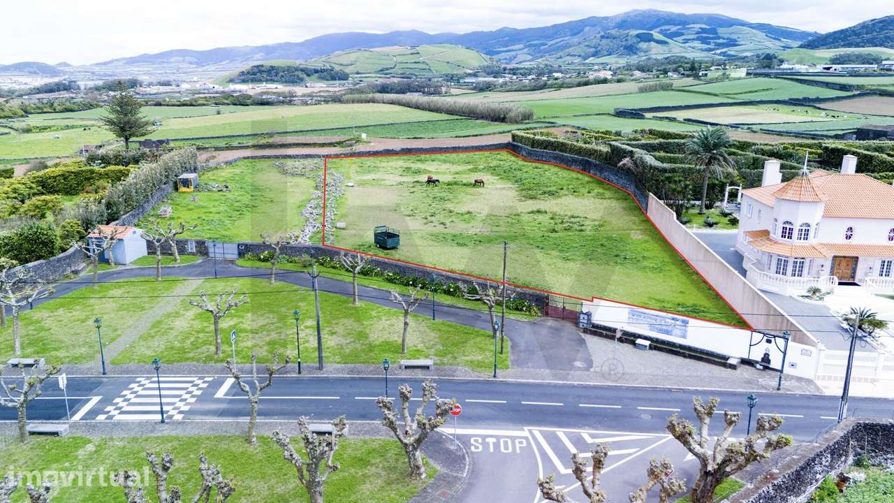 Terreno com Potencial de Construção em Rabo de Peixe - Grande imagem: 2/6