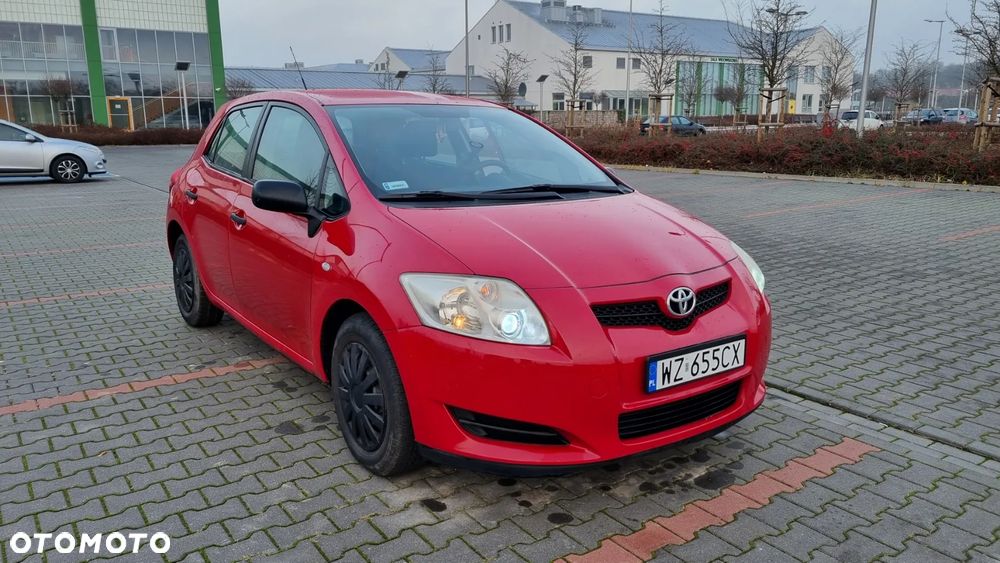 Toyota Auris 1.4 VVT-i Luna - 1