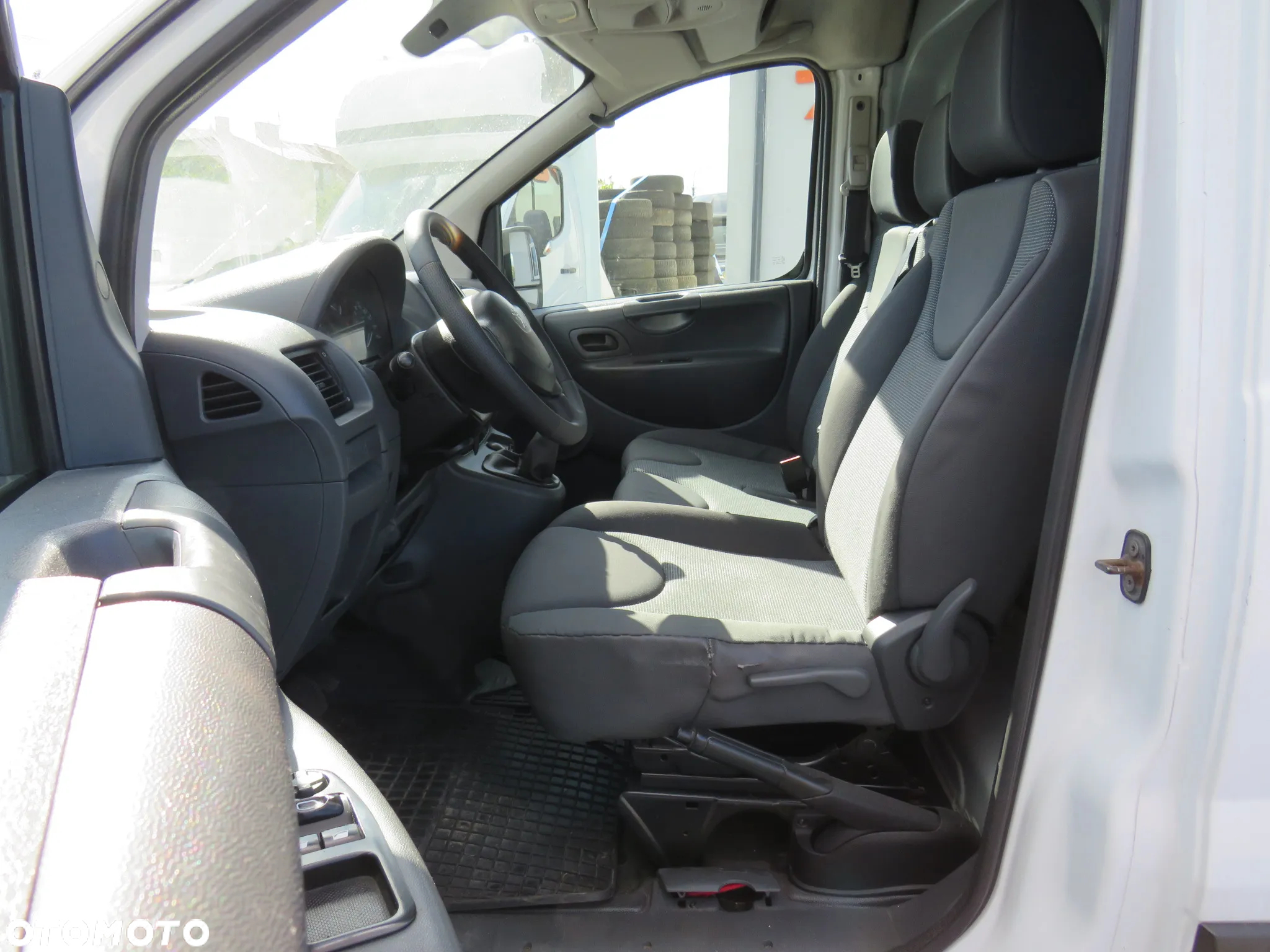 Peugeot Expert Long L2H1 2.0HDI 128Ps - 29