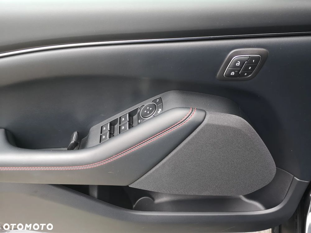 Ford Mustang Mach-E AWD - 20