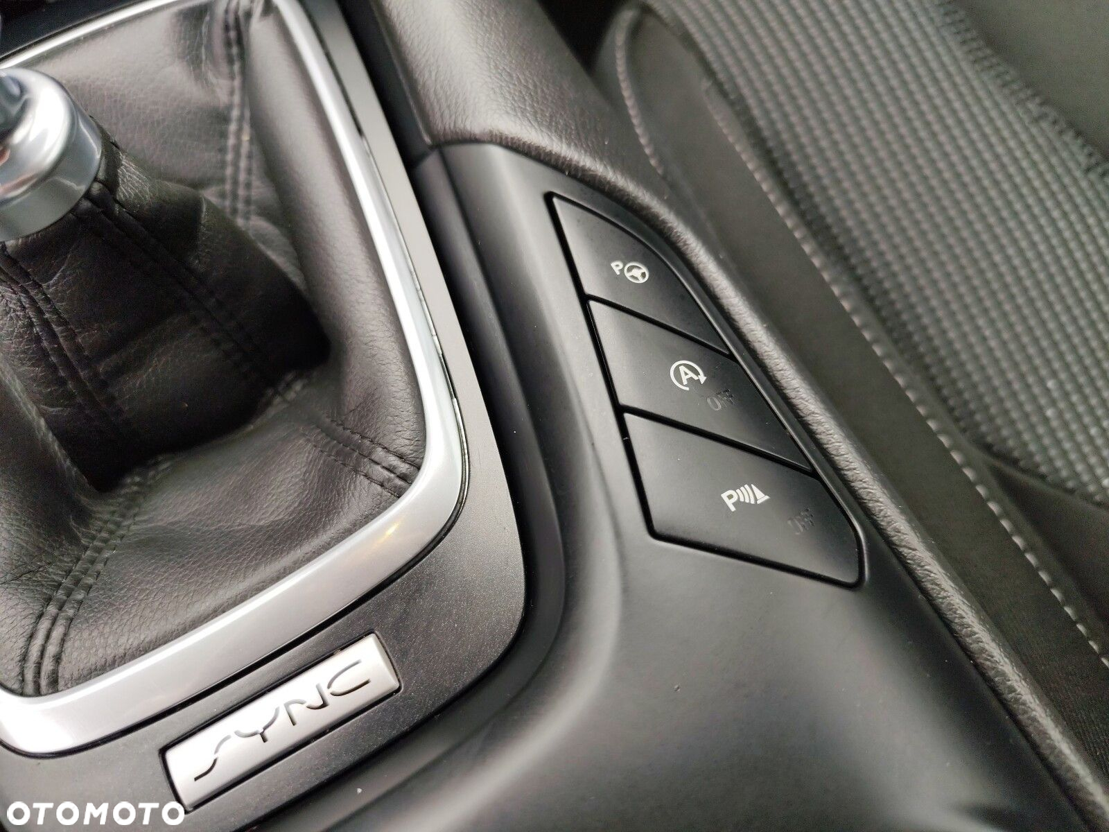 Ford Mondeo - 28
