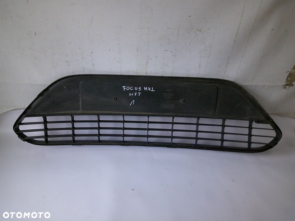 FORD FOCUS MK2 LIFT 08-10R KRATKA ZDERZAKA PRZÓD SRODKOWA OE - 4