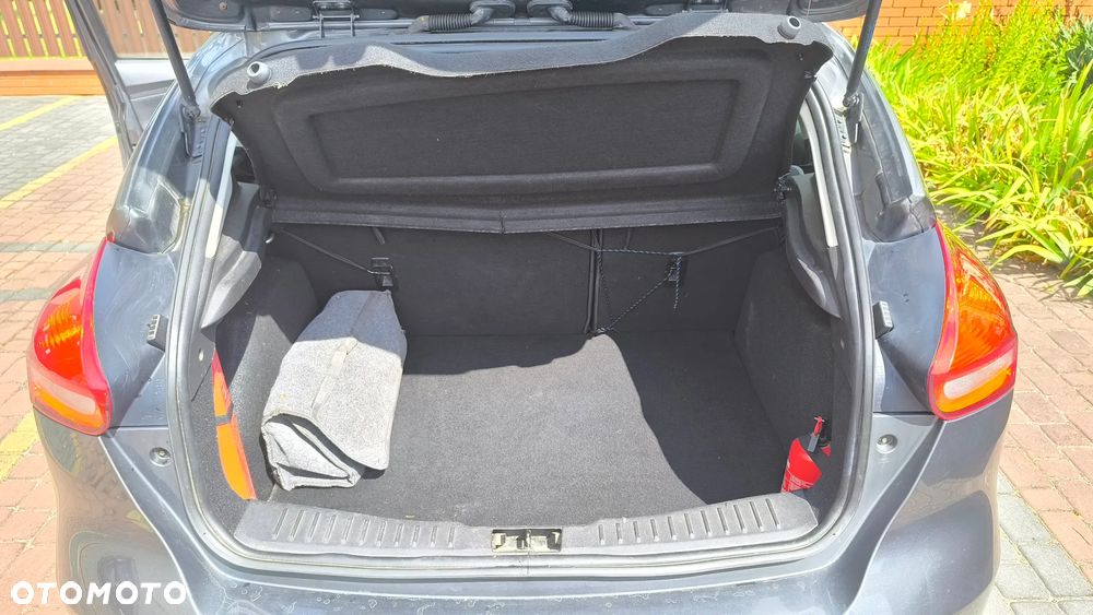 Ford Focus - 15