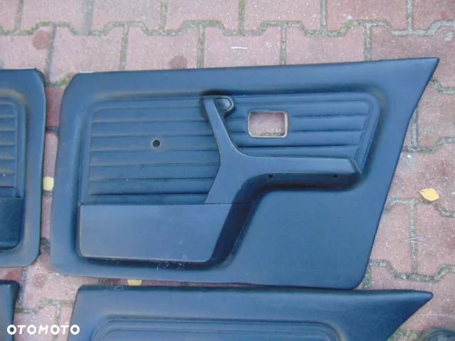 BMW E30 SEDAN KOMBI IGŁA boczek boczki RARYTAS czarne przód tył komplet LUX STAN - 4