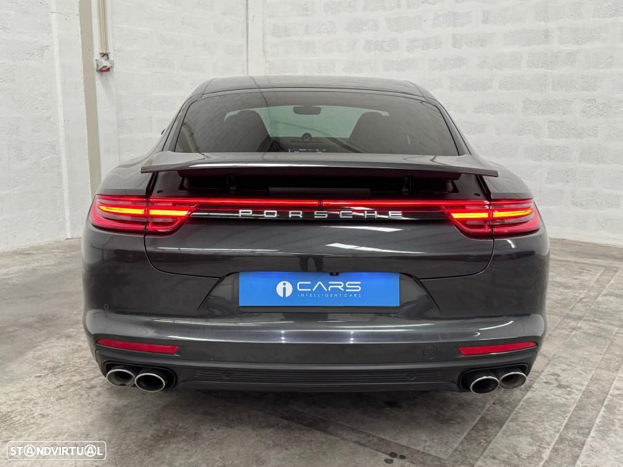 Porsche Panamera 4 E-Hybrid - 10