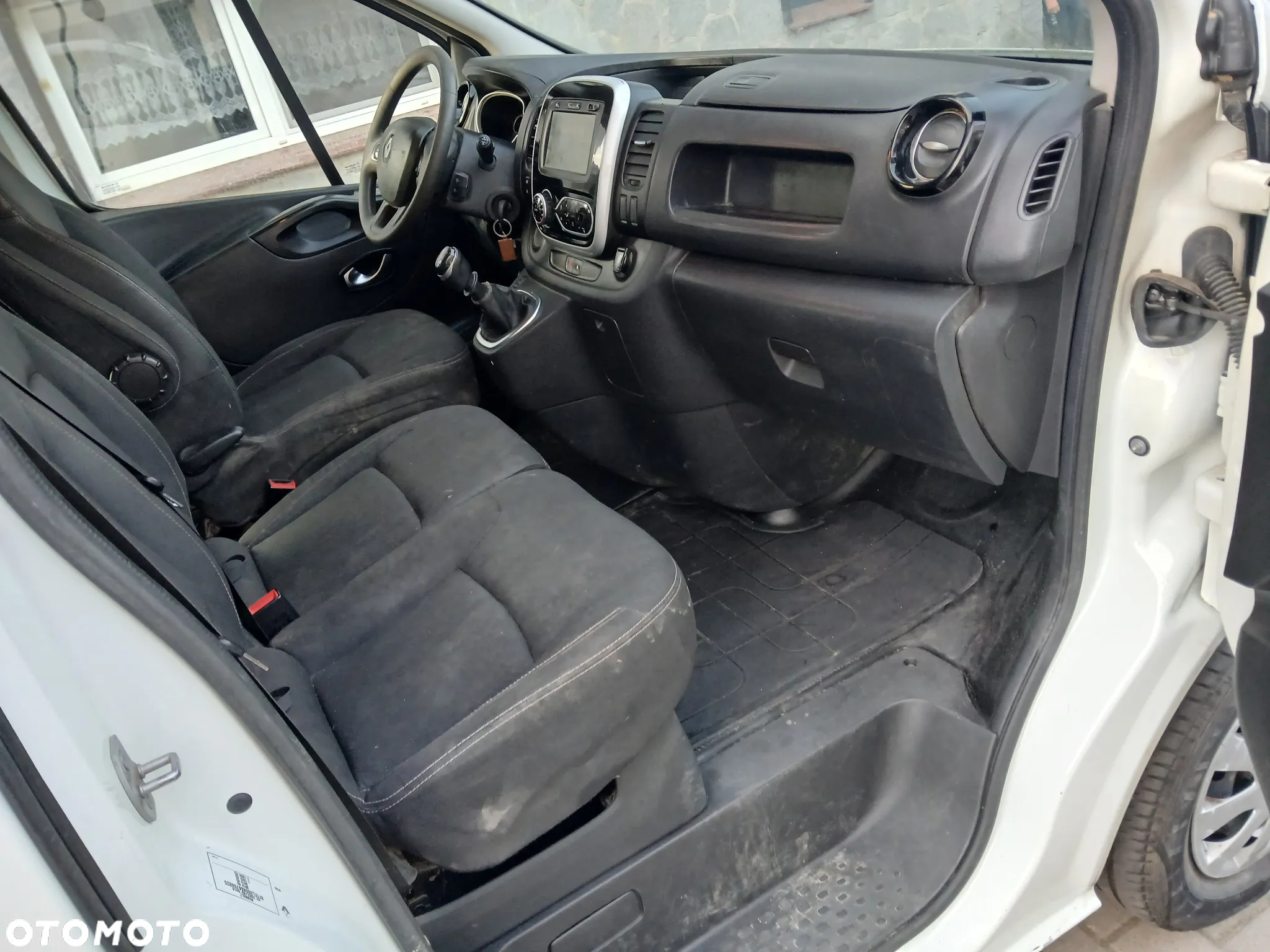 Renault Trafic - 19