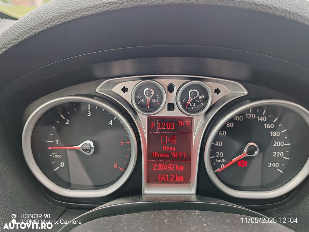 Ford Kuga 2.0 TDCi 4WD Powershift Titanium - 9