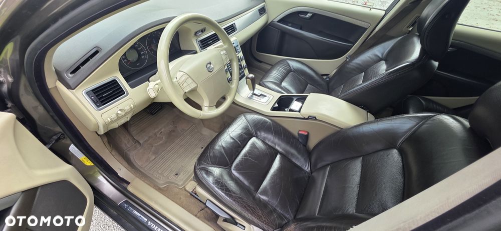 Volvo XC 70 - 6