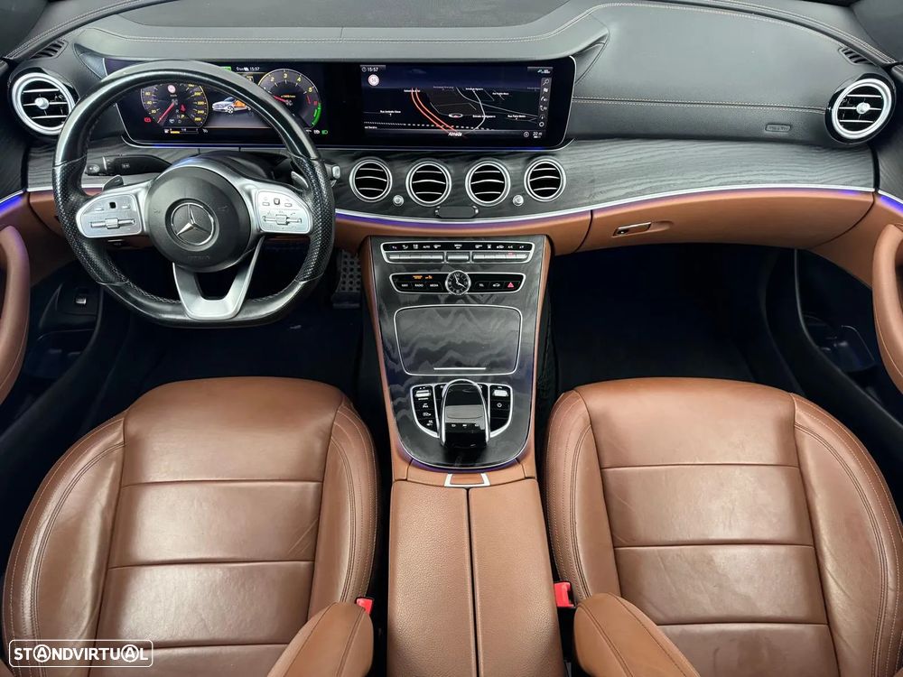 Mercedes-Benz E 300 de AMG Line - 19