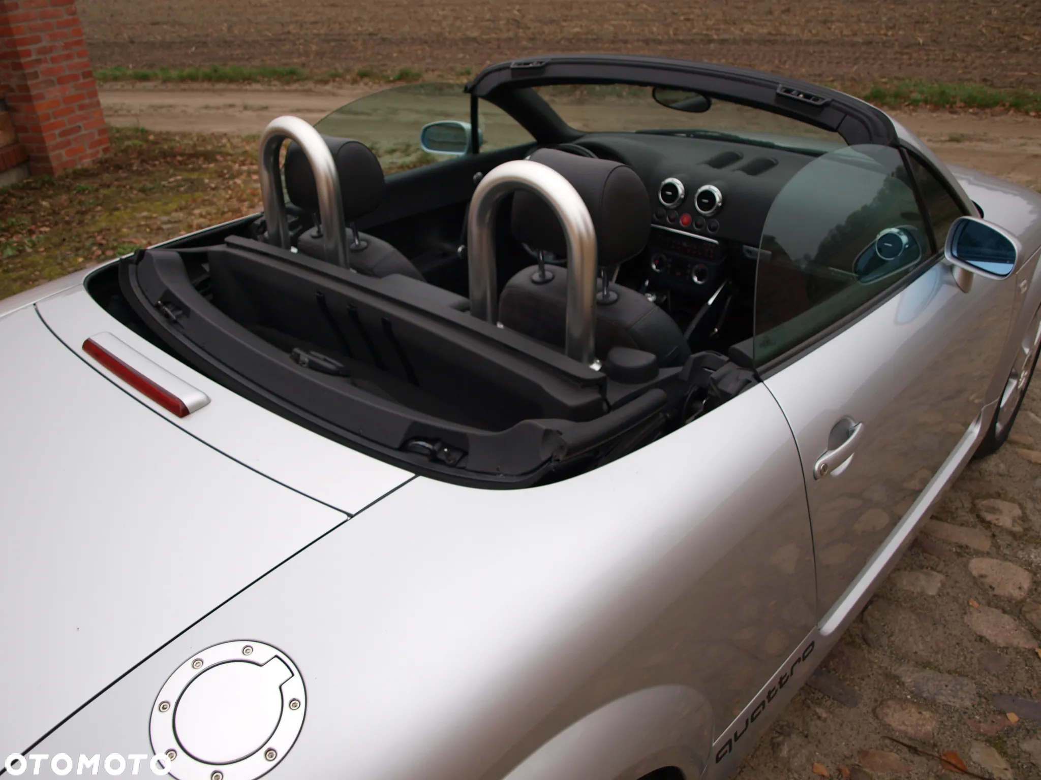 Audi TT Roadster 1.8 T quattro - 24