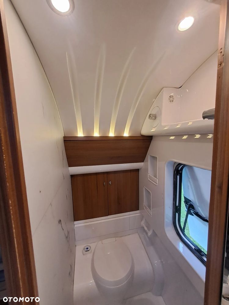 Hobby Premium 560 - 11