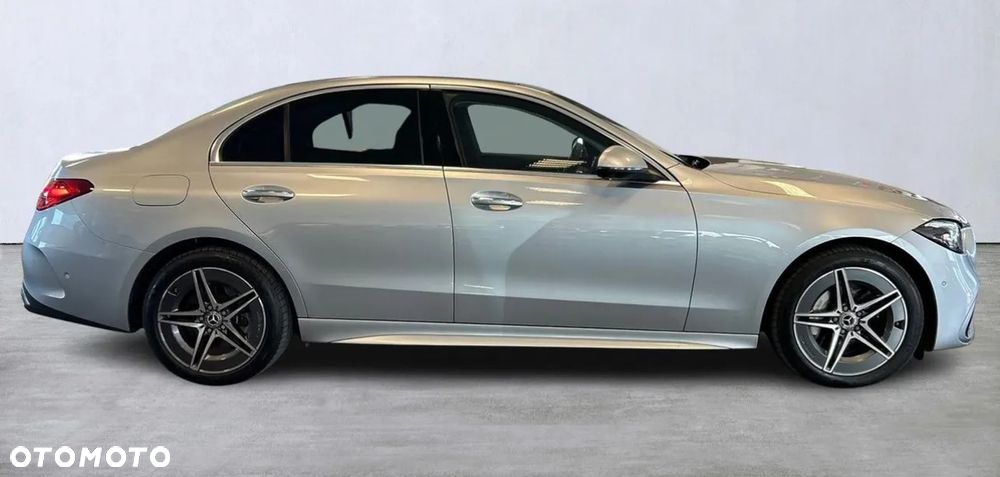 Mercedes-Benz Klasa C ver-400-e-phev-4--matic-amg - 6