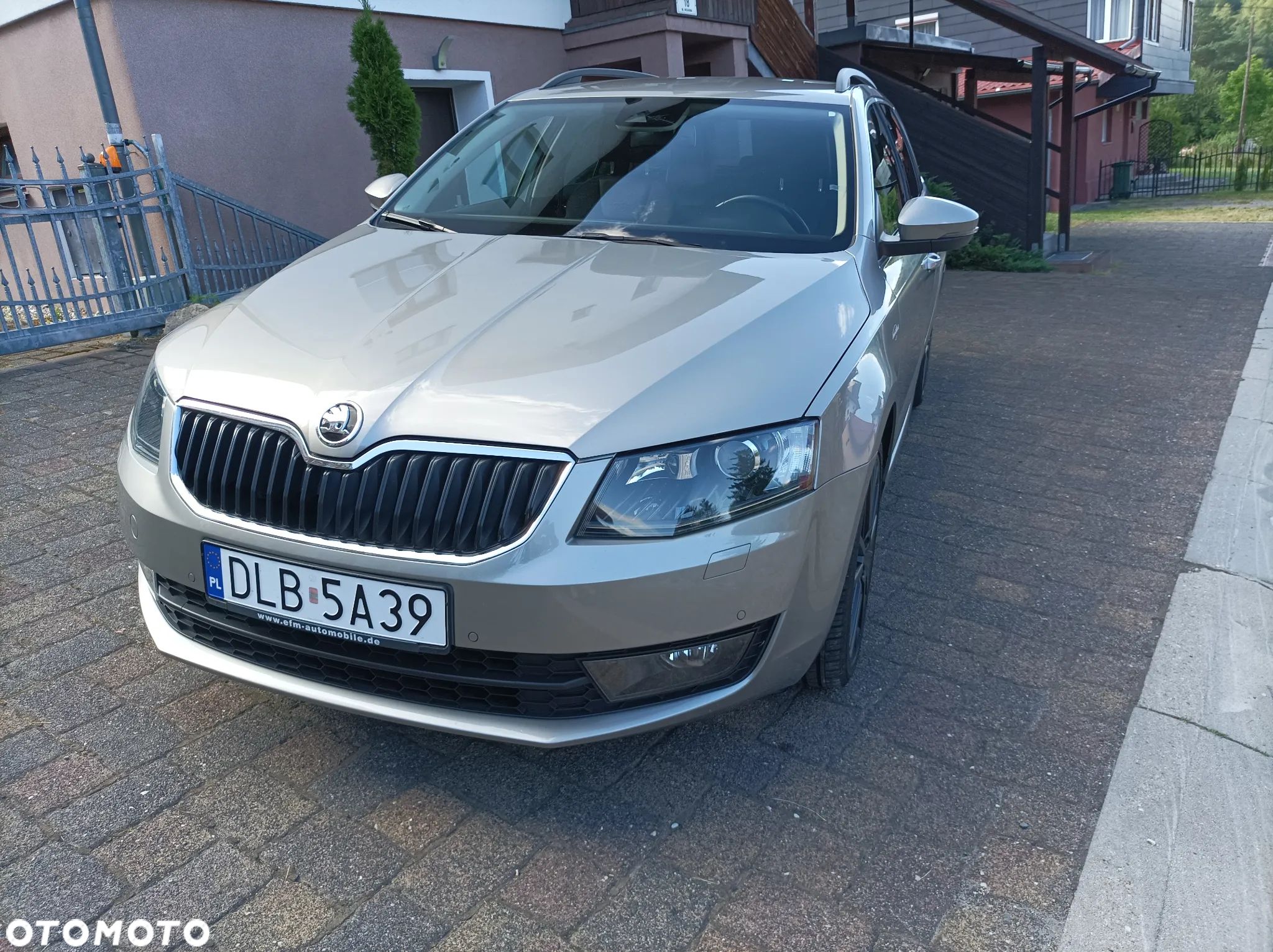Skoda Octavia 1.8 TSI DSG L&K - 1