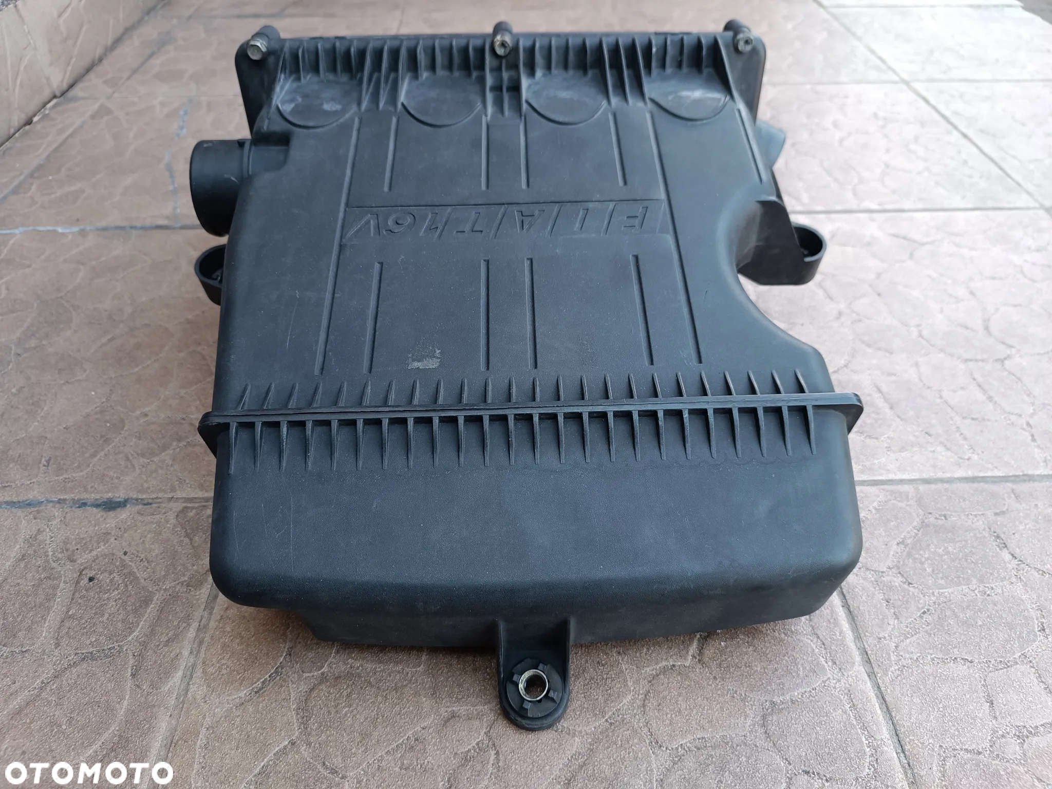 Fiat Punto 2 II 1.2 16v - obudowa filtra powietrza 735275091 73527503 - 4