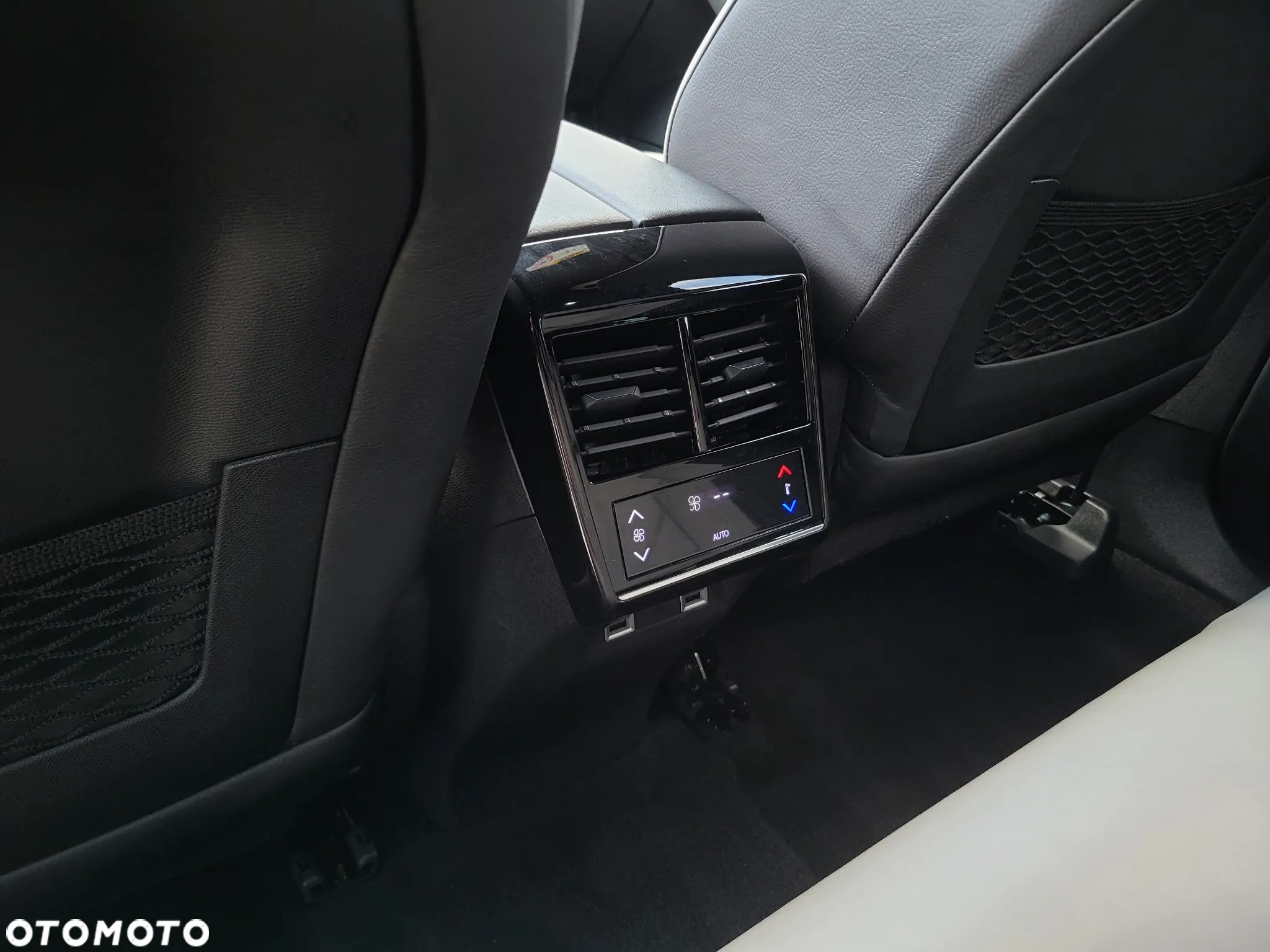 DS Automobiles DS 7 Crossback 1.6 E-Tense Rivoli - 24