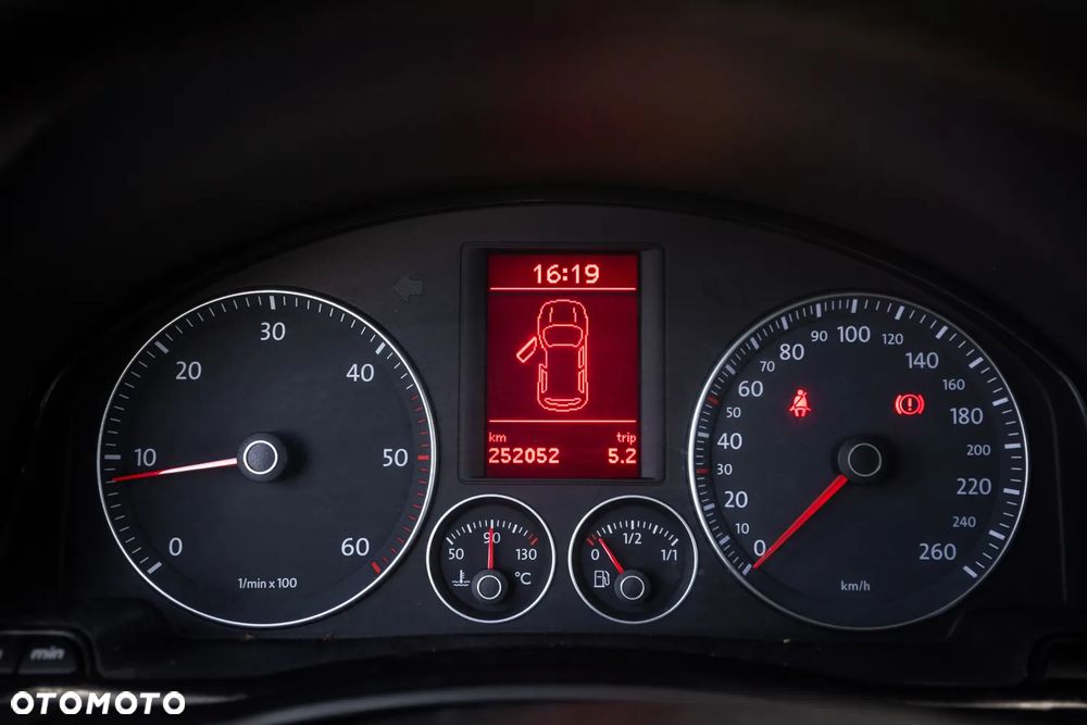 Volkswagen Golf 1.9 TDI United - 28