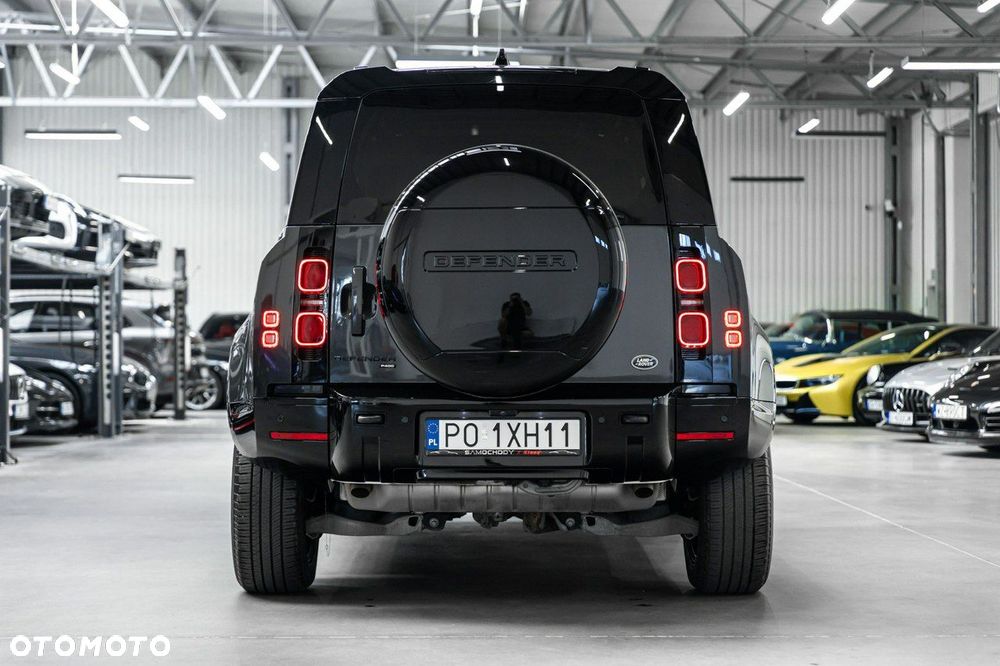 Land Rover Defender - 8