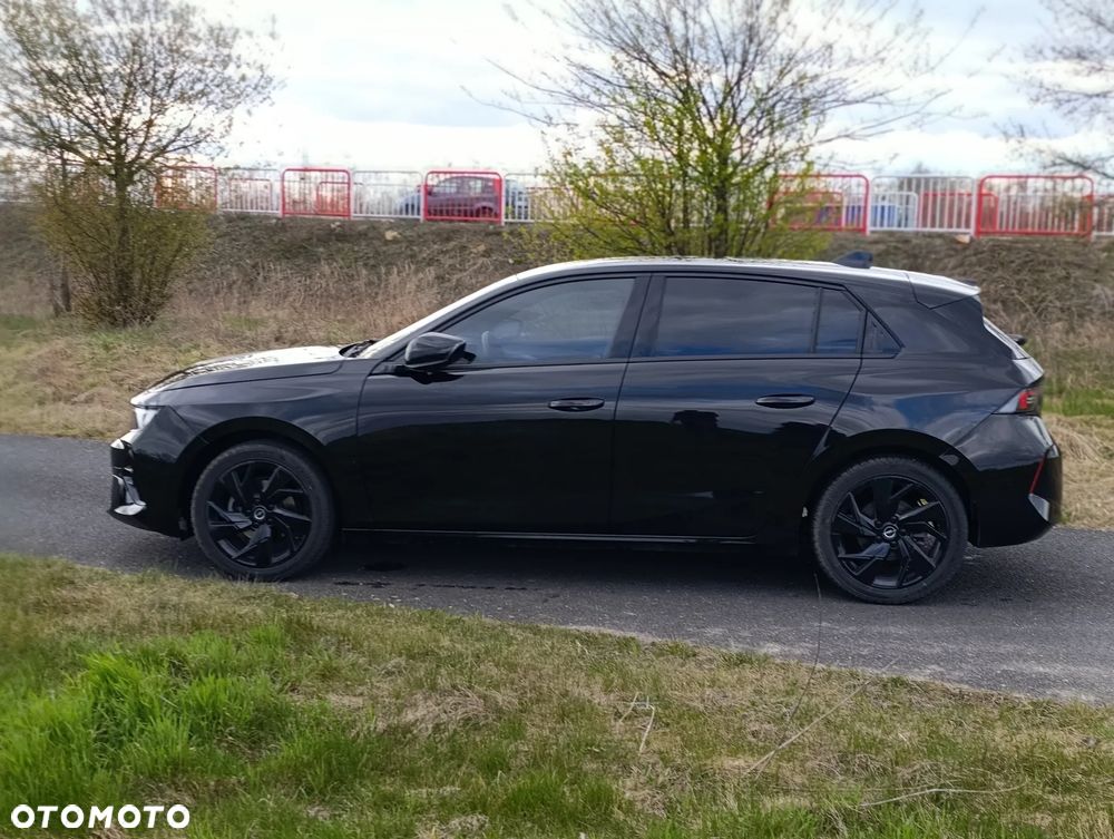 Opel Astra 1.2 T GS Line S&S - 5