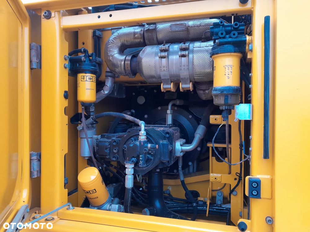 JCB 220x js220 - 18