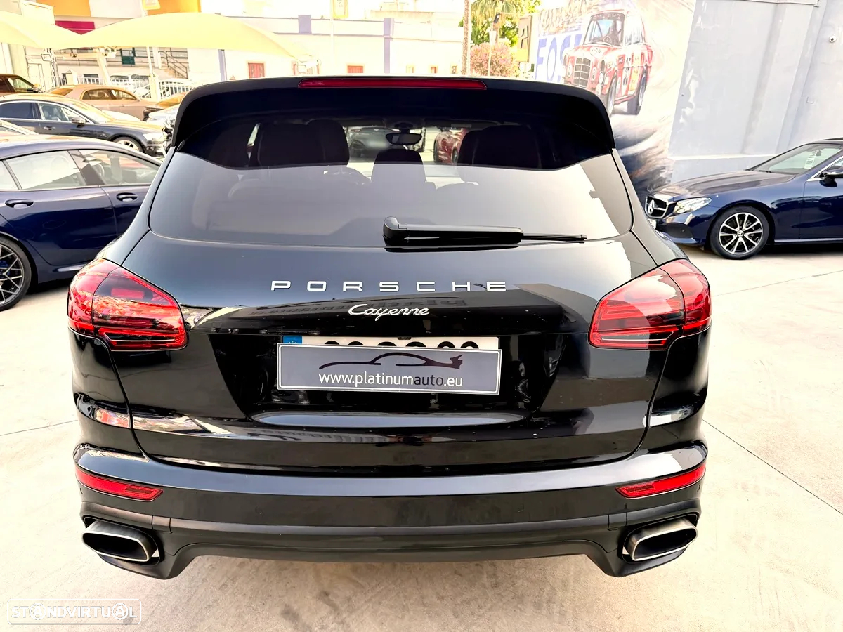 Porsche Cayenne Platinum Edition - 4