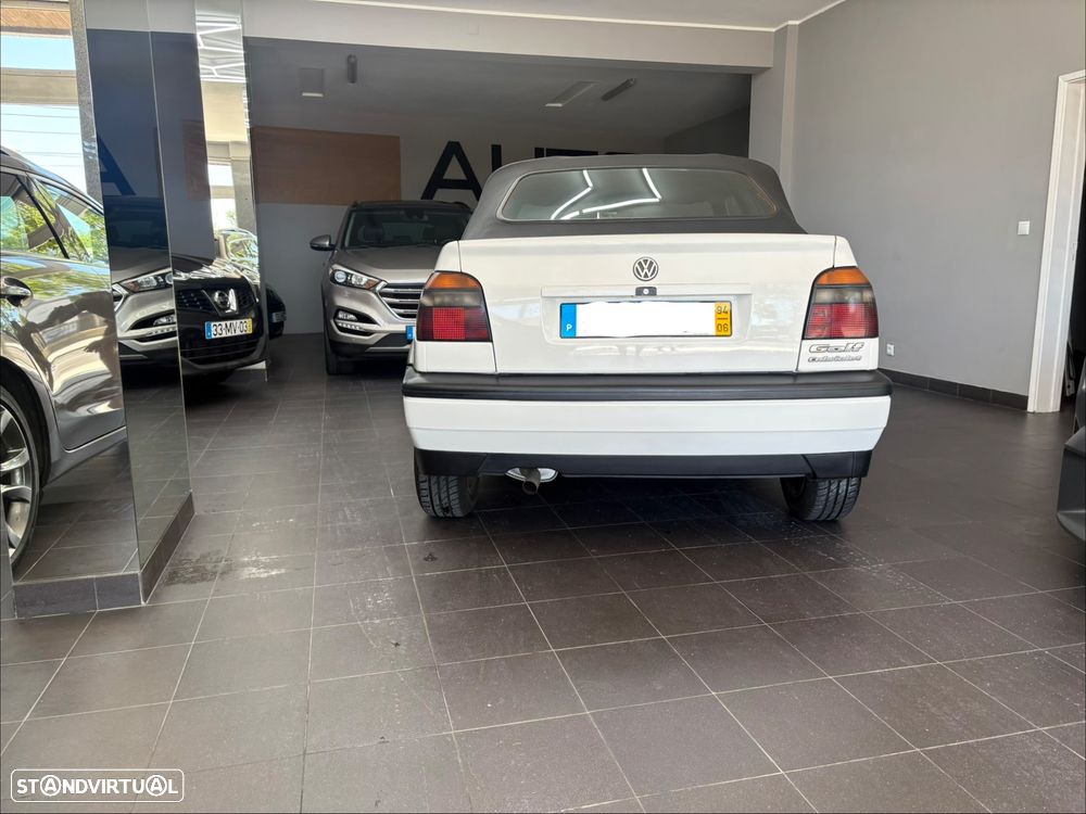 VW Golf Cabriolet 2.0 Avantgard+ - 21