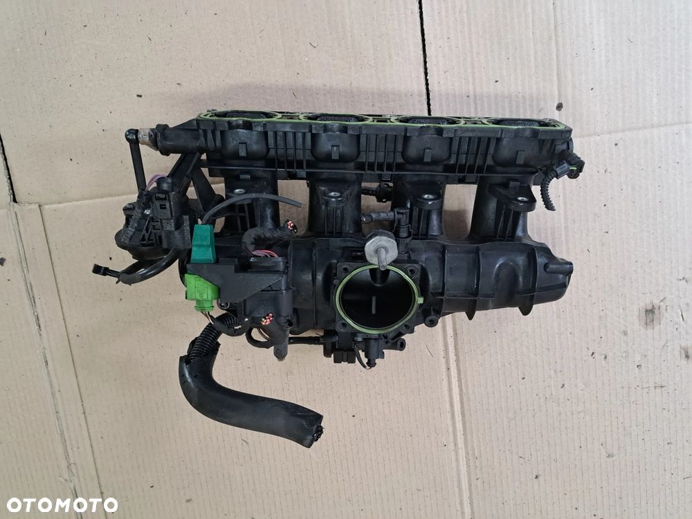 Audi Skoda Seat 1.8  2.0 tdi tfsi kolektor ssący 06J133AK - 4
