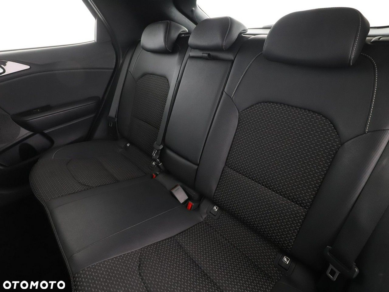 Kia XCeed 1.4 T-GDI OPF DCT7 SPIRIT - 17