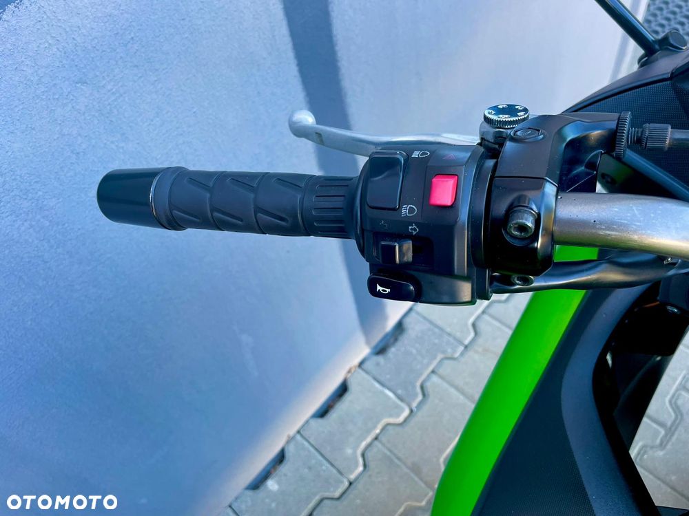 Kawasaki ER - 16