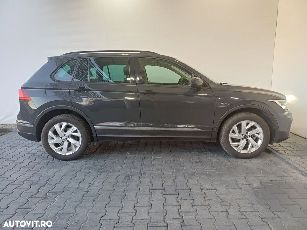 Volkswagen Tiguan 2.0 TDI SCR DSG 4Motion Life - 39