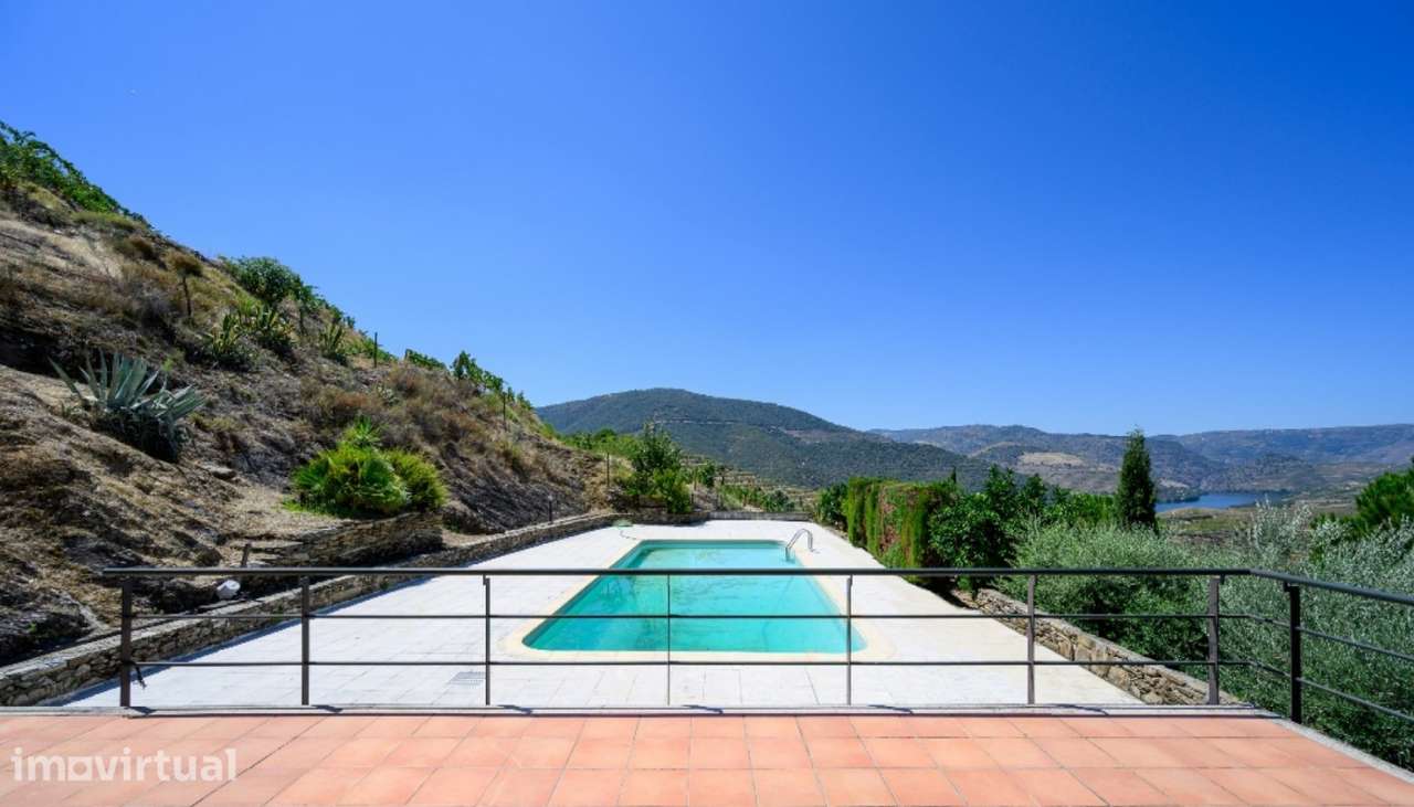 Quinta com piscina e vistas do rio Douro no Alto Douro - Grande imagem: 2/25