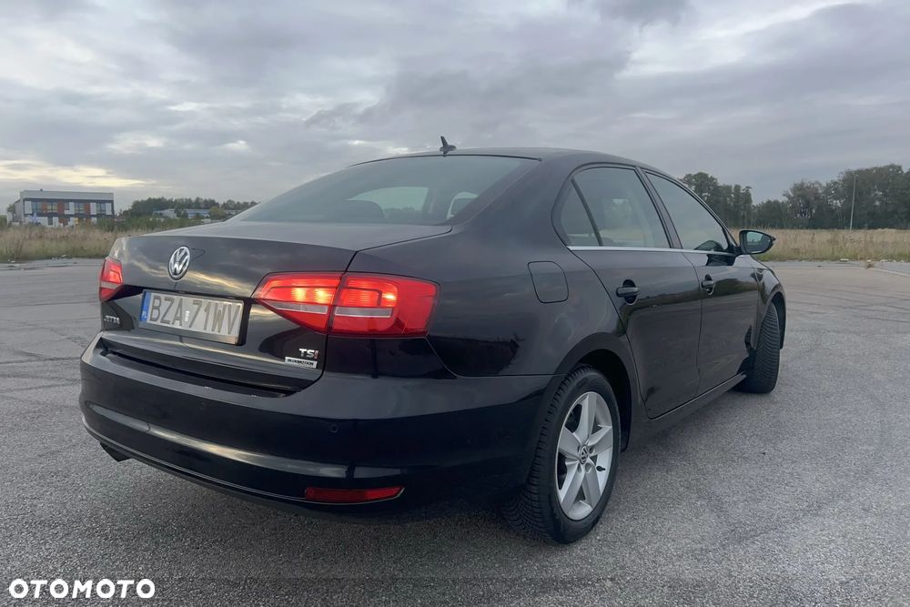 Volkswagen Jetta 1.4 TSI BMT Comfortline - 11